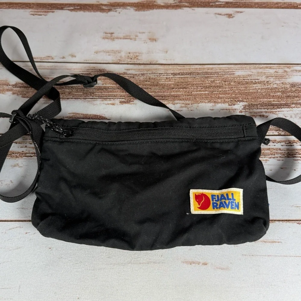 Fjallraven Vardag Pocket Crossbod Belt Bag Travel Hiking Gorpcore Convertible